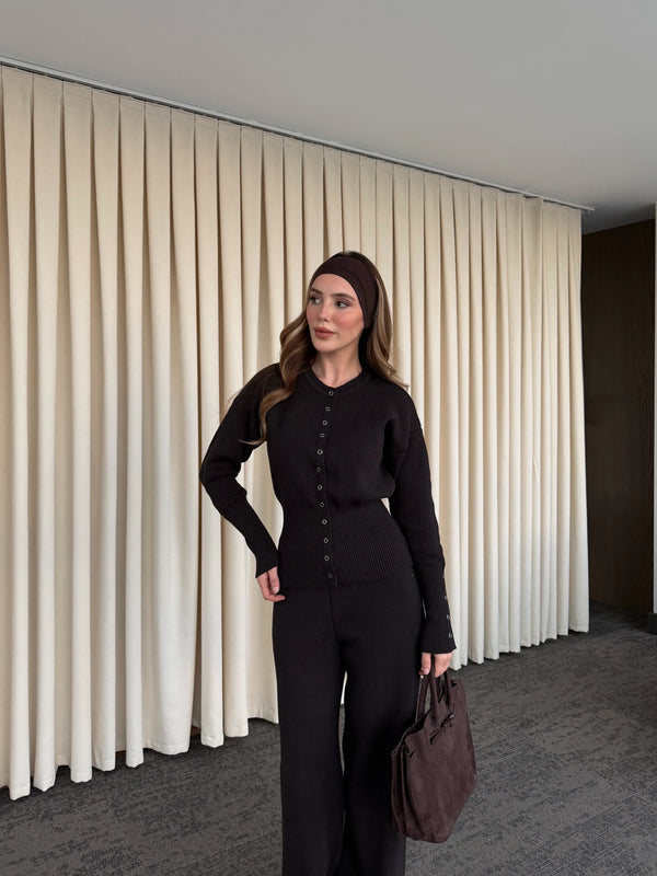 Kahverengi Çıtçıt Düğmeli Triko Takım - 904