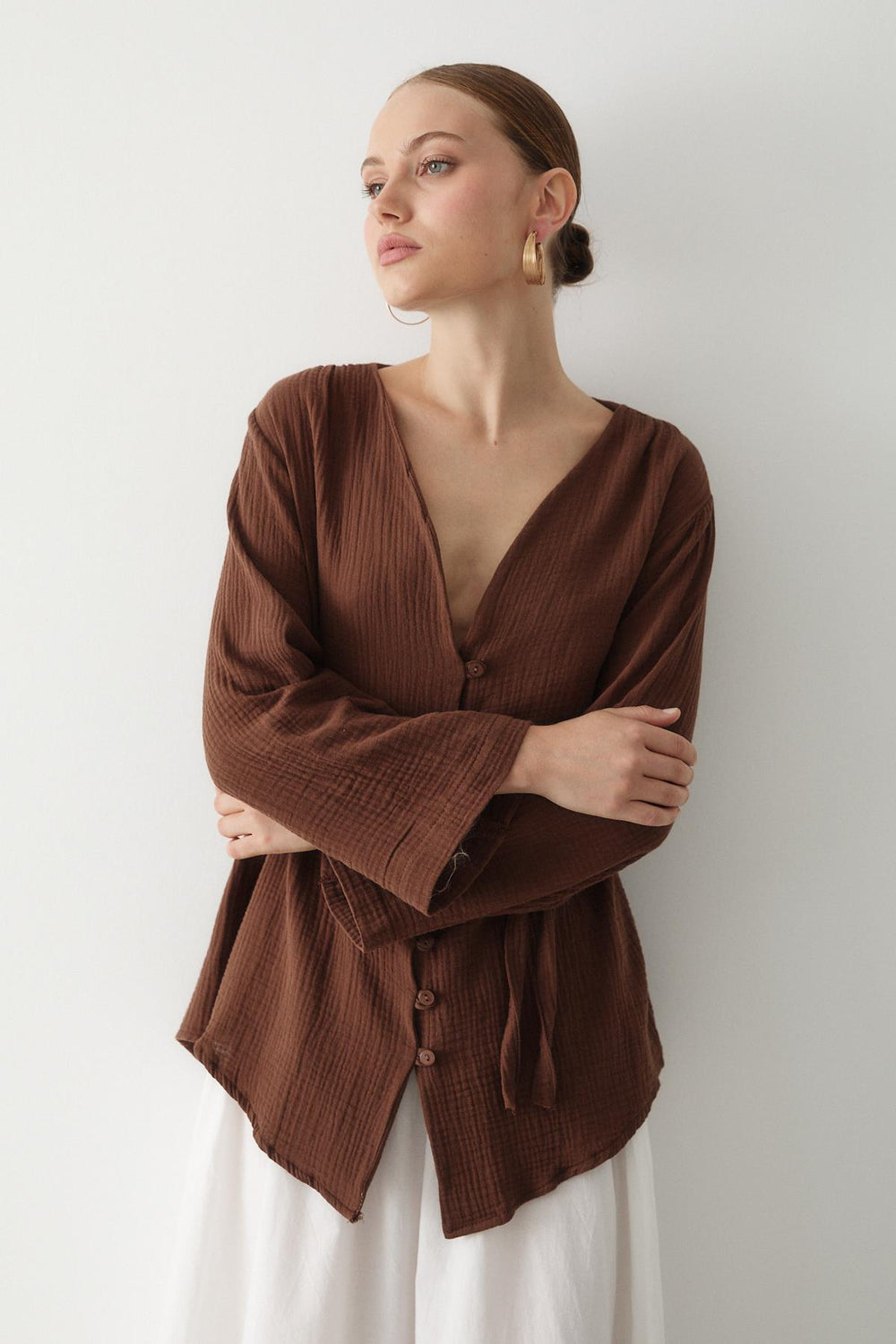 Kahverengi Çok Düğmeli Kimono