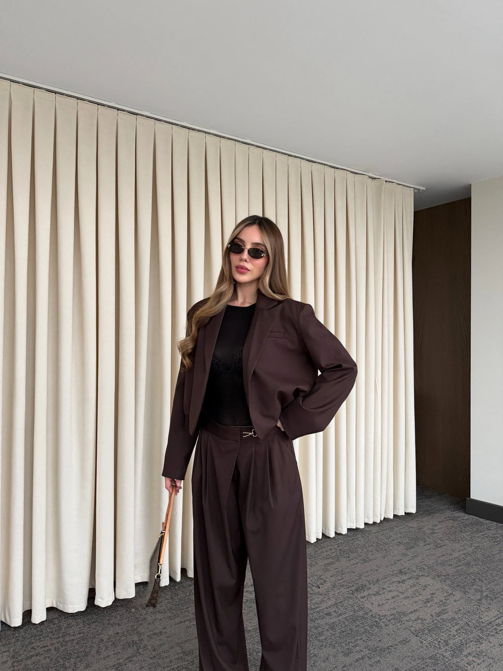 Kahverengi Crop Ceket Pantolon Takım - 9689