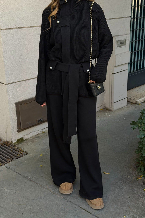 Siyah Dik Yaka Kuşaklı Tasarım Triko Takım - 0808