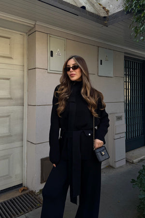 Siyah Dik Yaka Kuşaklı Tasarım Triko Takım - 0808