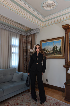 Siyah Gold Düğme Detaylı Belden Oturtma Takım - 2025186