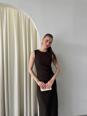 Kahverengi Gold Tokalı Elbise