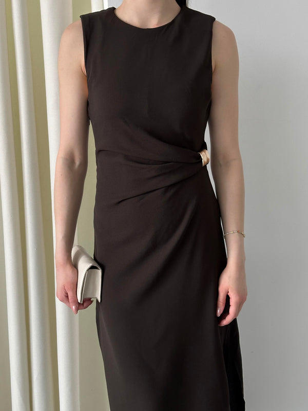 Kahverengi Gold Tokalı Elbise