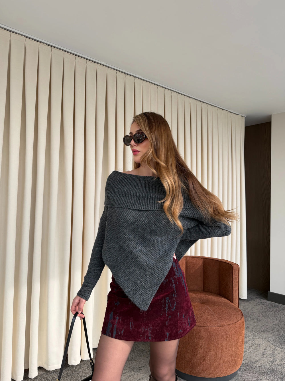 Antrasit Kayık Yaka Asimetrik Kazak - 251193