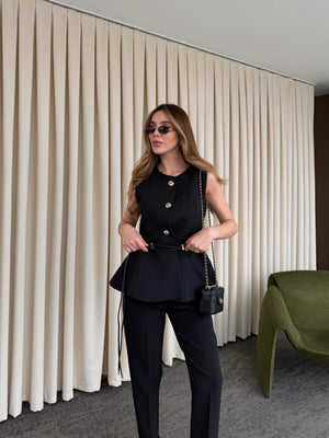 Siyah Kemerli Düğmeli Yelek - 9682