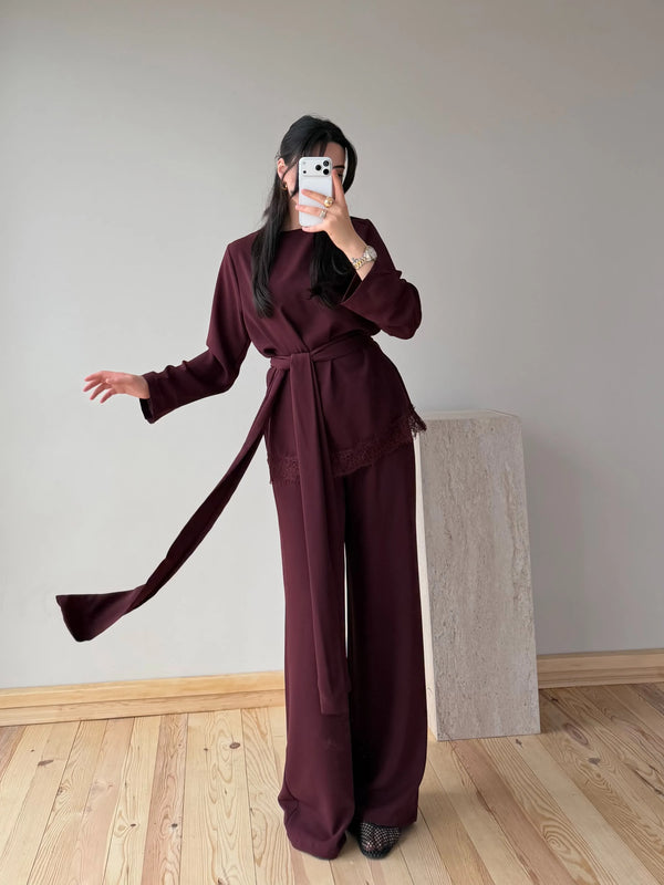 Bordo Kuşaklı Dantel Detaylı Bluz Pantolon Takım - 8006