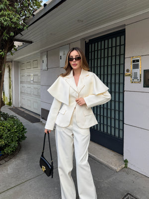 Ekru Pelerin Detaylı Ceket Pantolon Takım - 202604