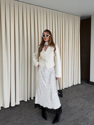 Ekru Puantiyeli Saten Etek Ucu Dantelli Etek - 50228