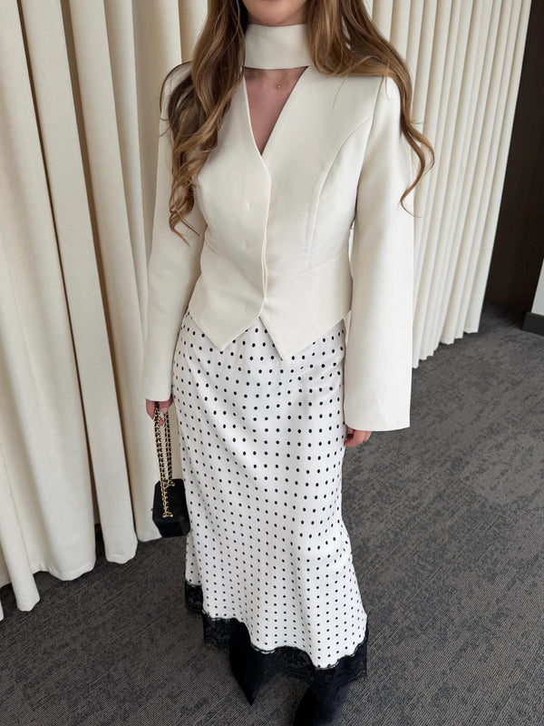 Ekru Puantiyeli Saten Etek Ucu Dantelli Etek - 50228