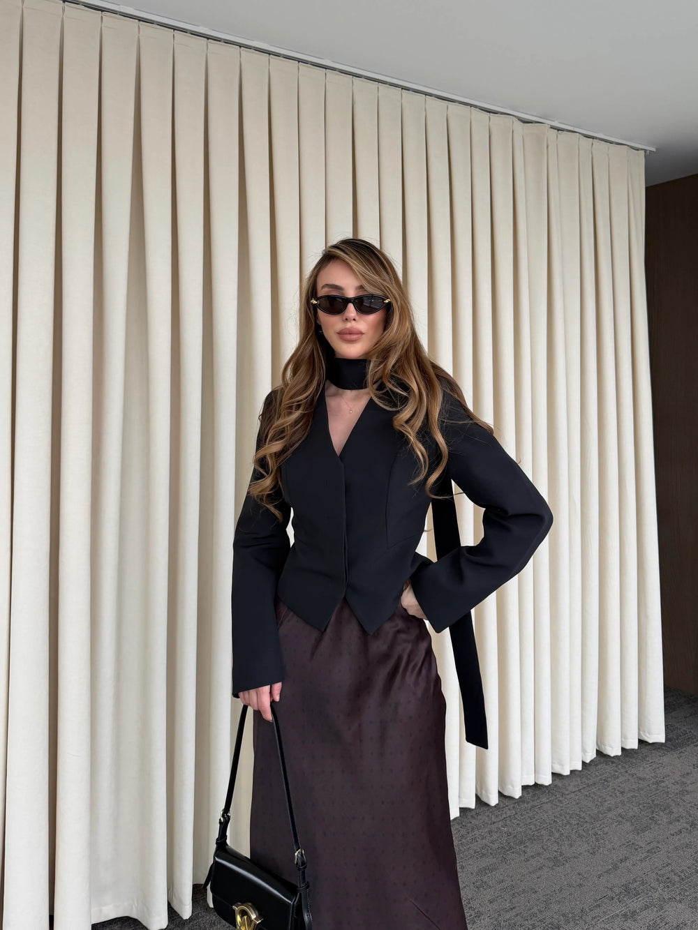 Siyah Vatkalı Fularlı Ceket - 85175