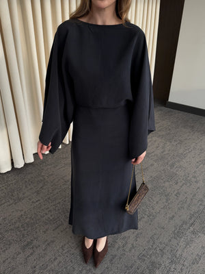 Siyah Yarasa Kol Modal Elbise - 5000