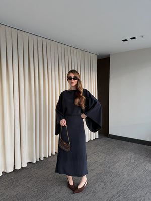 Siyah Yarasa Kol Modal Elbise - 5000