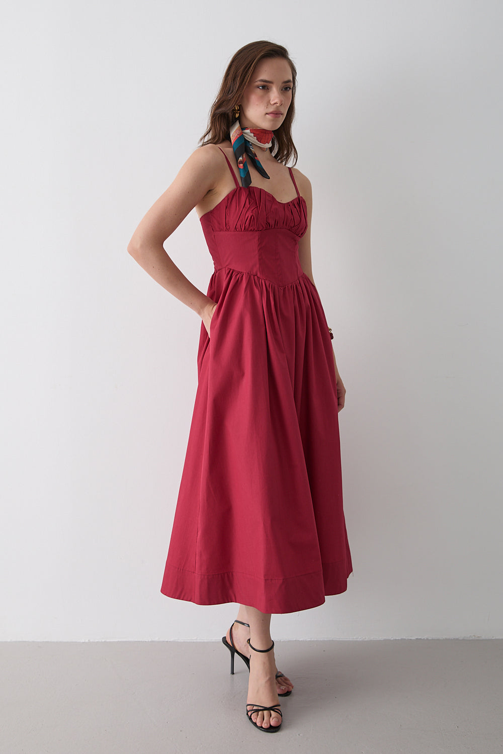 Kırmızı Bel Detaylı Poplin Elbise - 2001