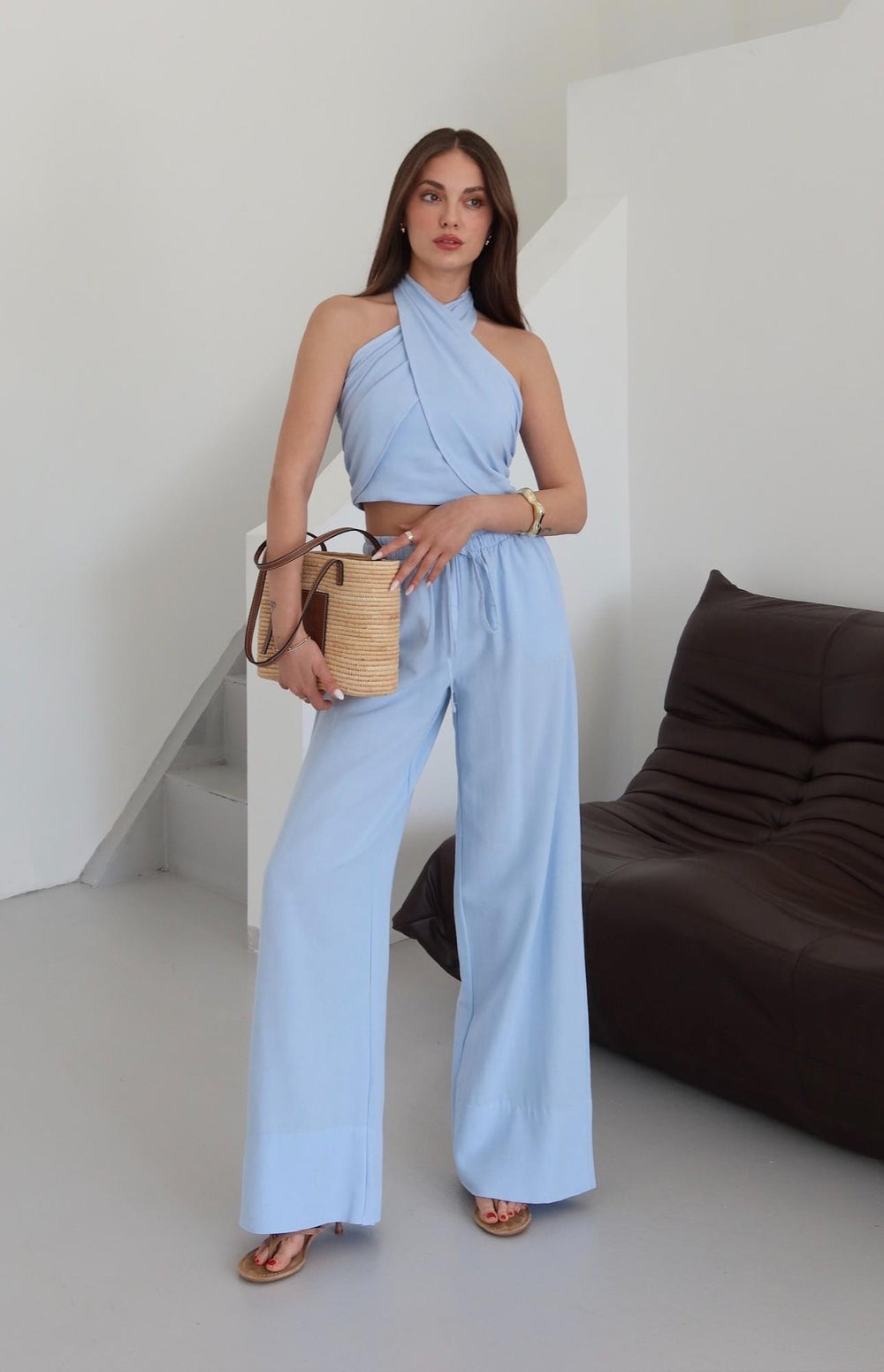 Koyu Mavi Boyundan Bağlı Büstiyer Pantolon Takım