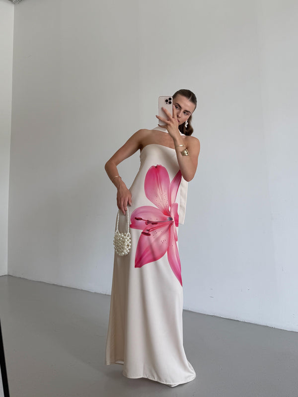 Krem Straplez Çiçek Desenli Uzun Elbise