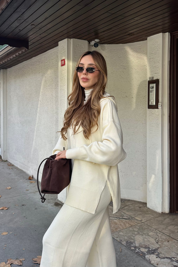 Krem Fermuarlı Kapüşonlu Triko Takım - 0511