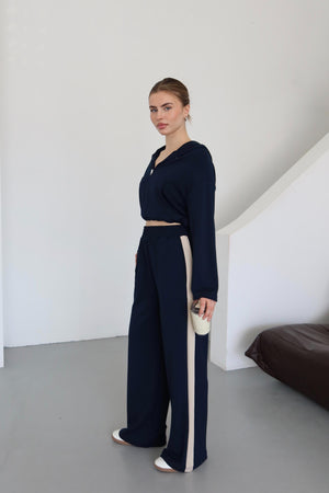 Lacivert Kapüşonlu Garnili Takım