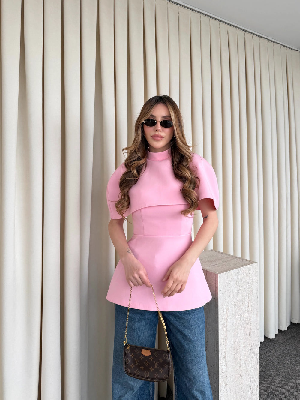 Pembe Pelerinli Straplez Bluz - 1101