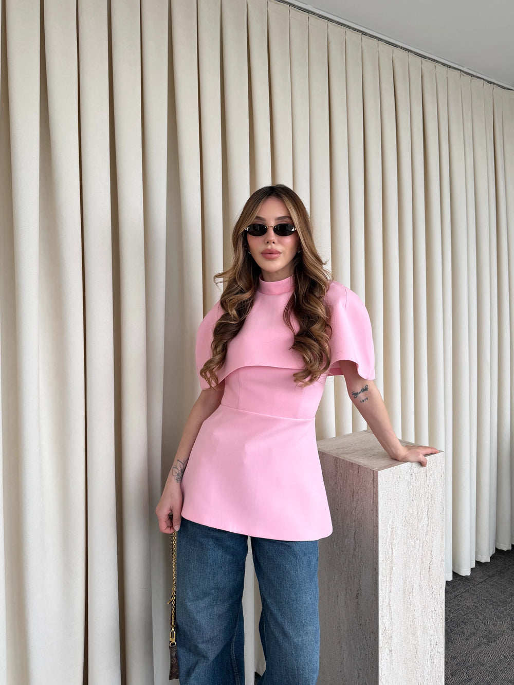 Pembe Pelerinli Straplez Bluz - 1101