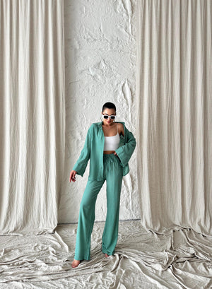 Mint Dokulu Gömlekli Pantolon Takım