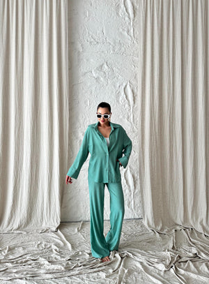 Mint Dokulu Gömlekli Pantolon Takım