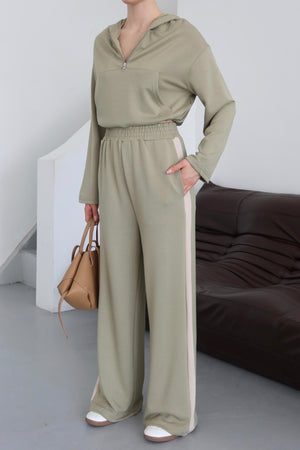 Mint Kapüşonlu Garnili Takım