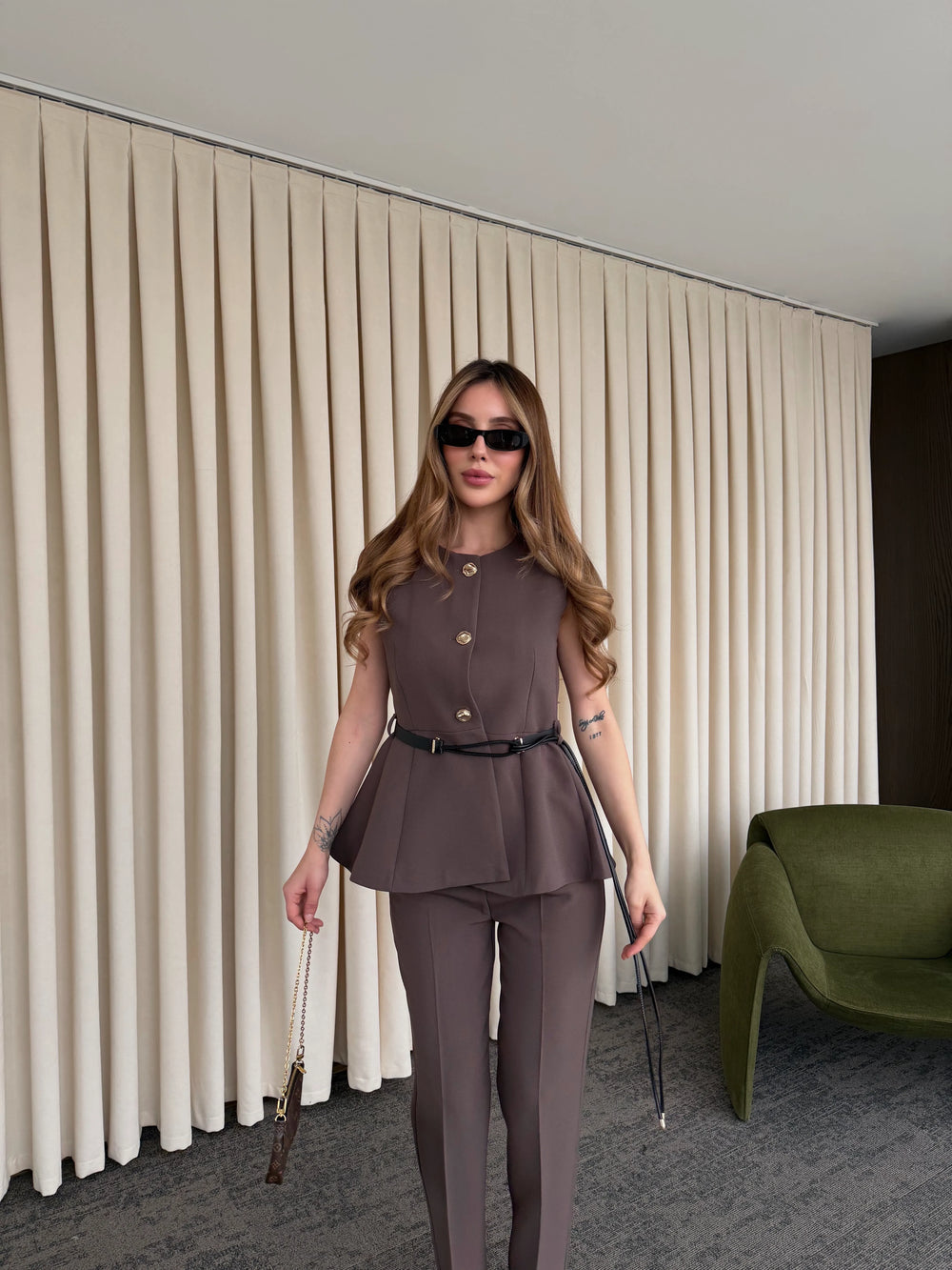 Kahverengi Kemerli Düğmeli Yelek - 9682