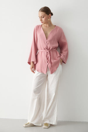 Pembe Çok Düğmeli Kimono