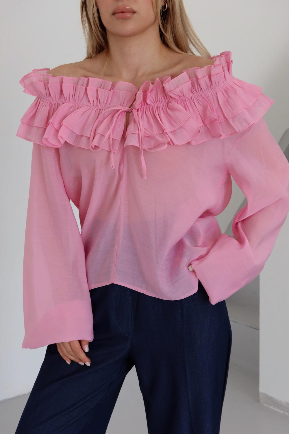 Pembe Fırfırlı Tasarım Bluz