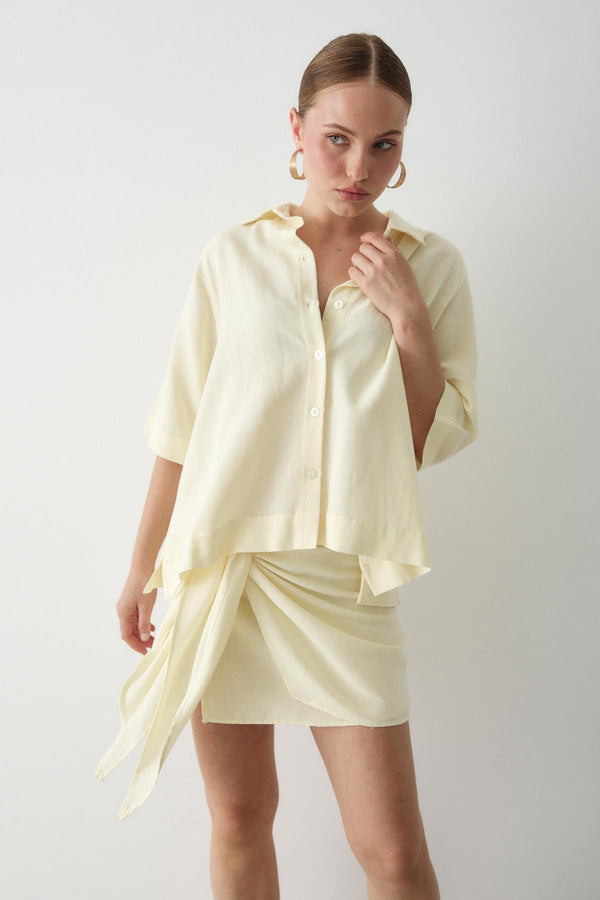 Sarı Bağlama Detaylı Etek Gömlek Takım