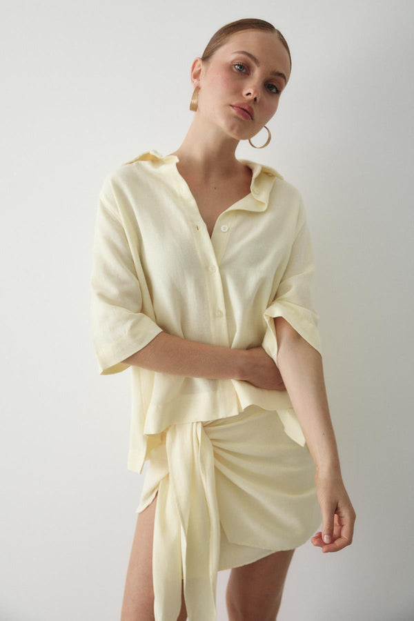 Sarı Bağlama Detaylı Etek Gömlek Takım