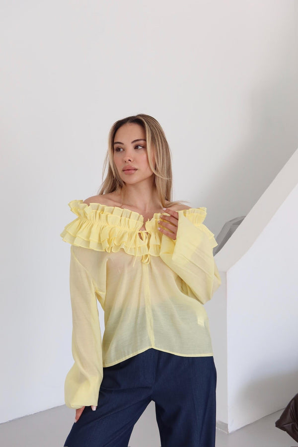 Sarı Fırfırlı Tasarım Bluz