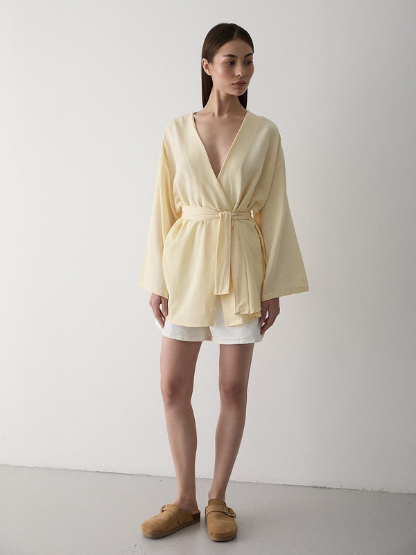 Sarı Pamuklu Düğme Detaylı Kemerli Keten Kimono