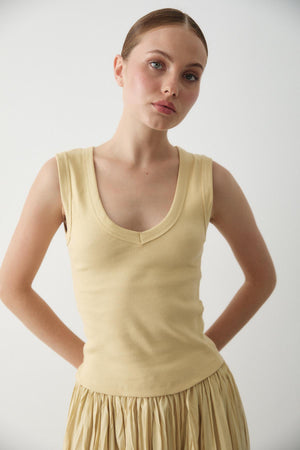 Sarı V Yaka Fitilli Bluz