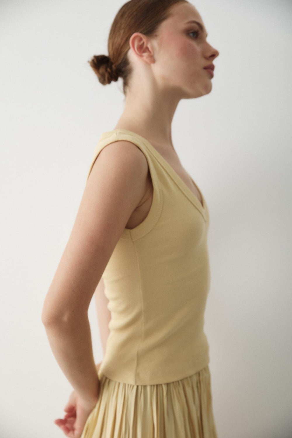 Sarı V Yaka Fitilli Bluz