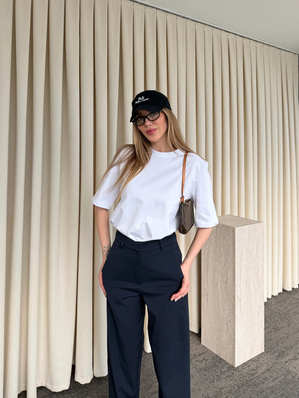 Beyaz %100 Pamuk Vatkalı Tshirt - 241134