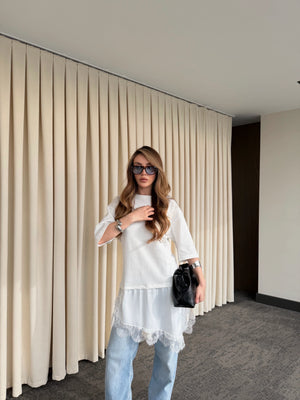 Beyaz Asimetrik Dantelli Bluz - 0771