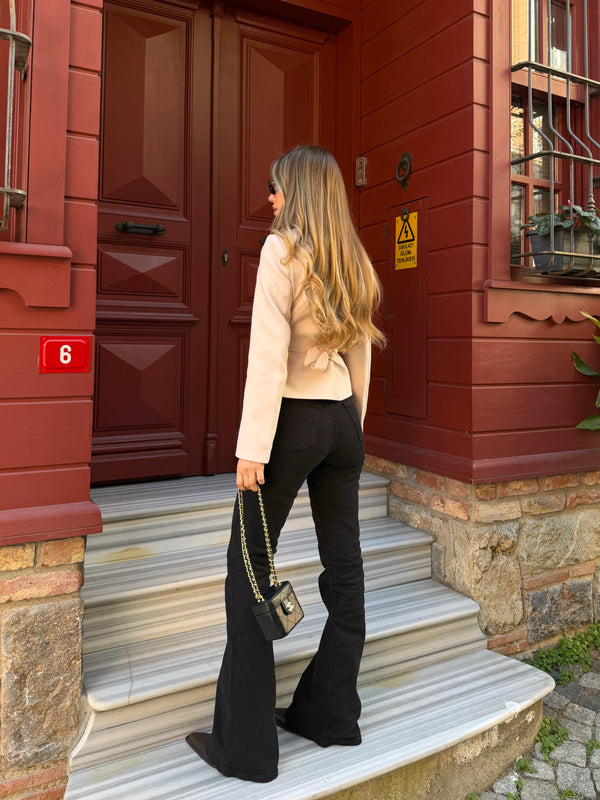 Bej Asimetrik Kesim Kuşaklı Ceket - 3001