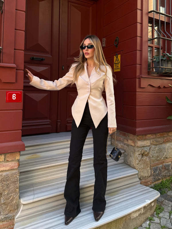 Bej Asimetrik Kesim Kuşaklı Ceket - 3001