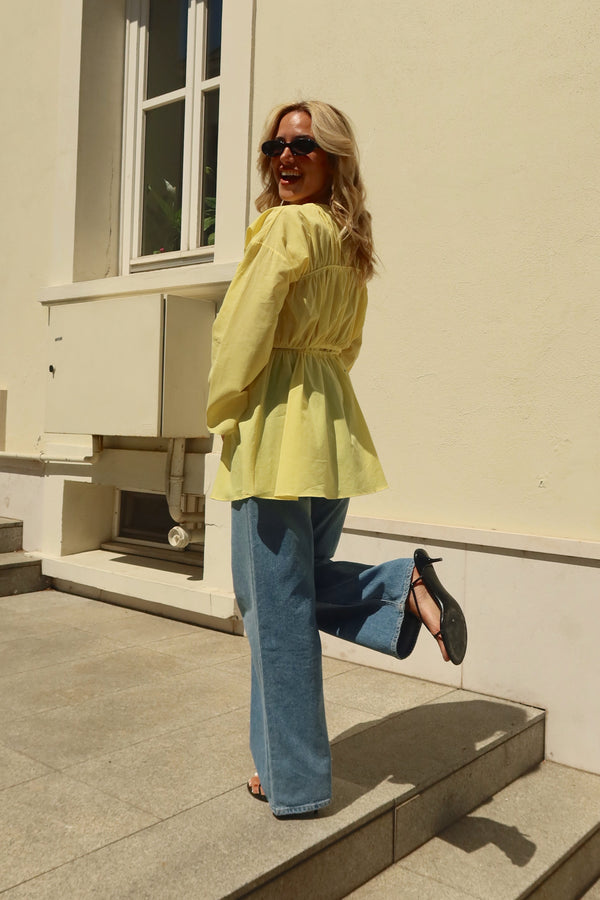 Sarı Bel Detaylı Vual Keten Gömlek