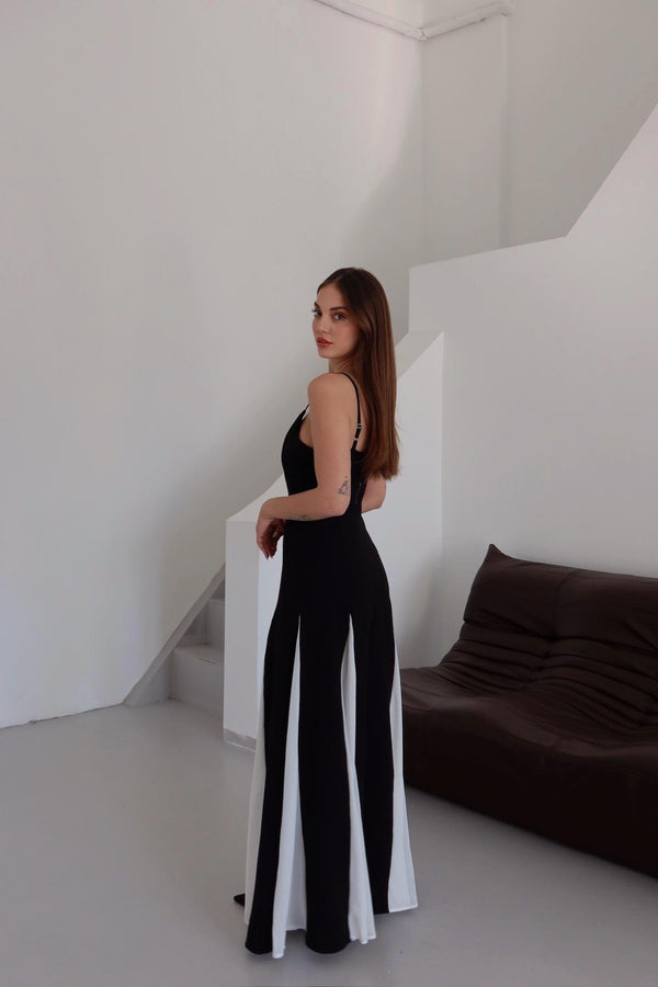 Siyah Beyaz Ayarlanabilir Askılı Uzun Elbise