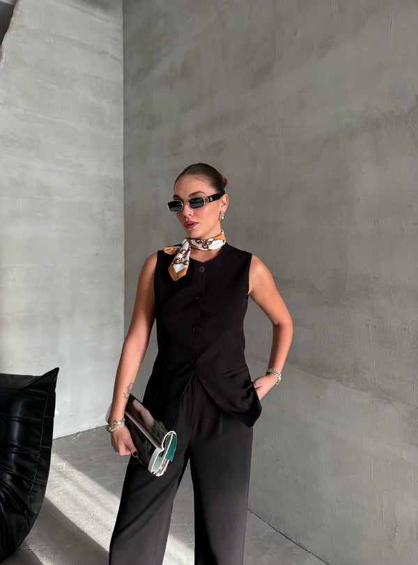 Siyah Camille Klasik Düğmeli Yelek Pantolon Takım