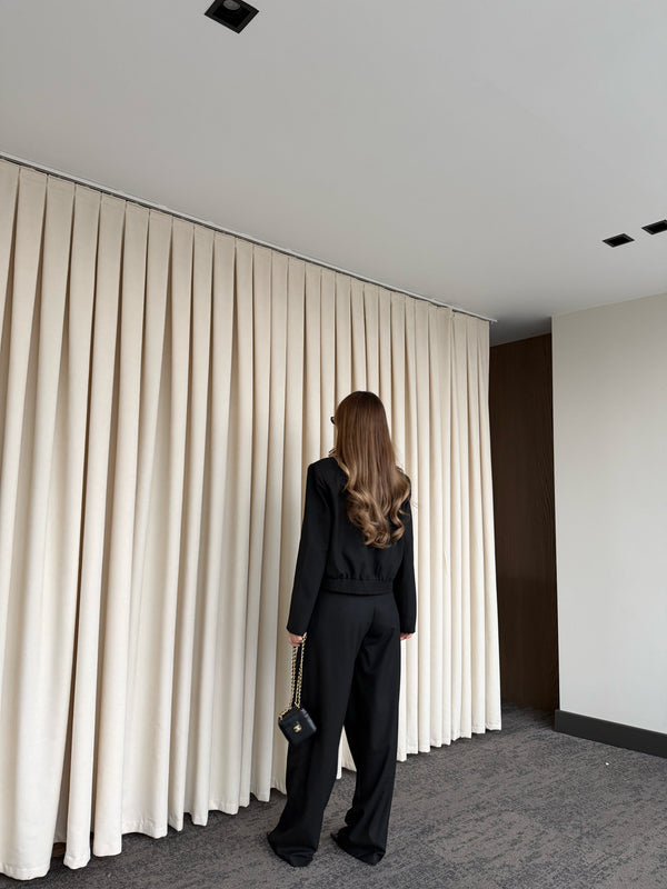 Siyah Crop Ceket Pantolon Takım - 9689