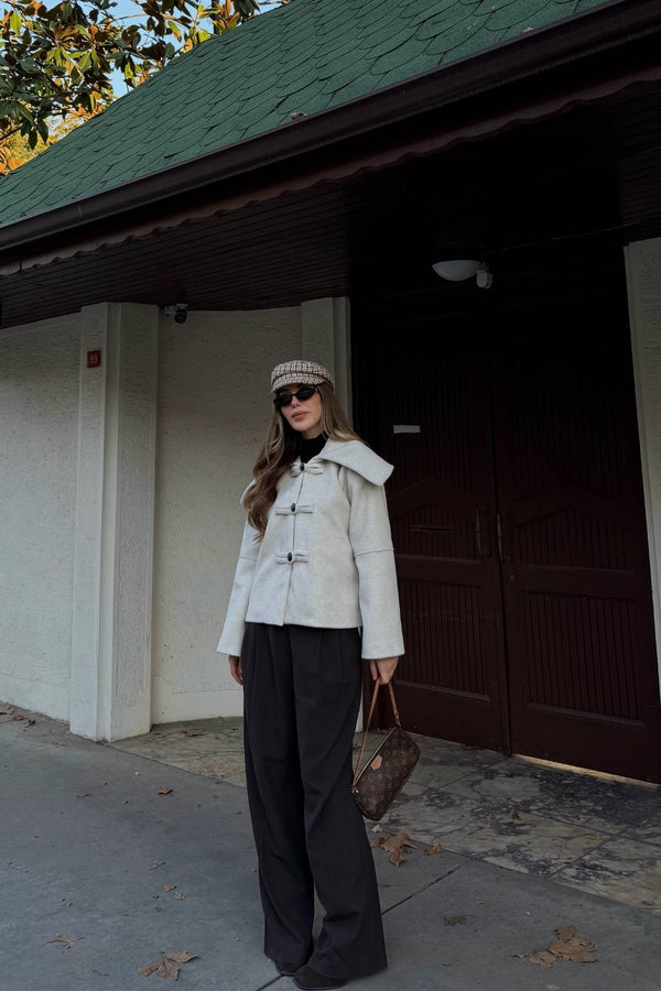 Taş Düğme Detaylı Kısa Kaşe Ceket - 7675