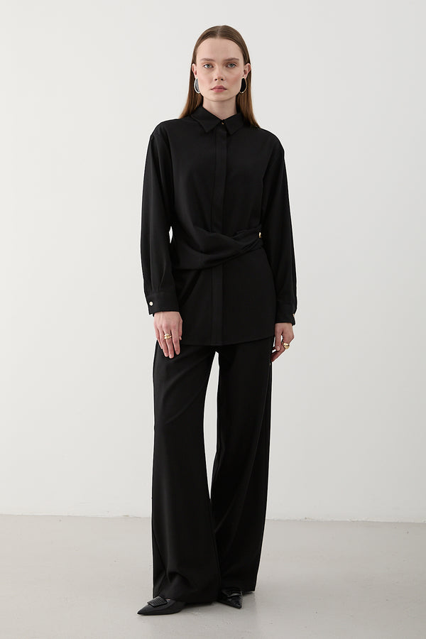 Siyah Gold Aksesuar Düğmeli Gömlek Pantolon Takım - 8856