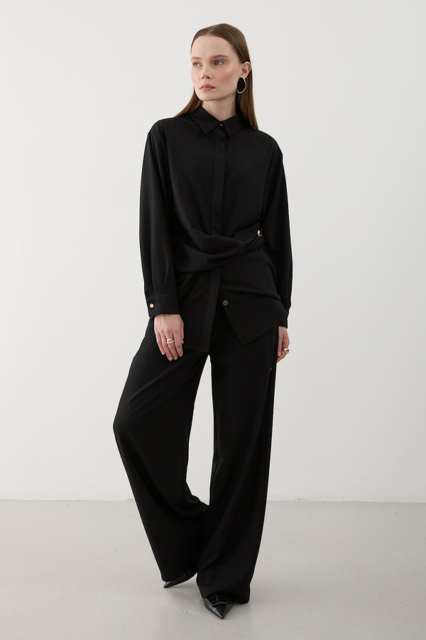 Siyah Gold Aksesuar Düğmeli Gömlek Pantolon Takım - 8856