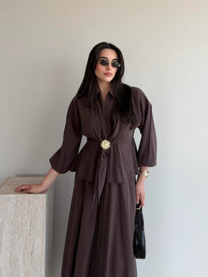 Kahverengi Güneş Tokalı Bluz Etek Takım - 51345