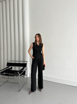 Siyah Kruvaze Yaka Yelek Pantolon Takım