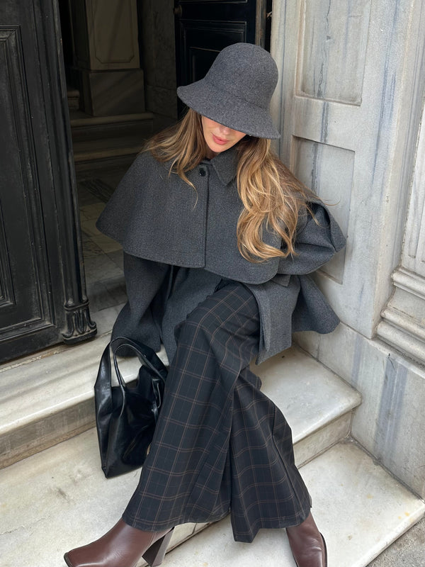 Antrasit Livia Pelerin Detaylı Kaşe Kaban